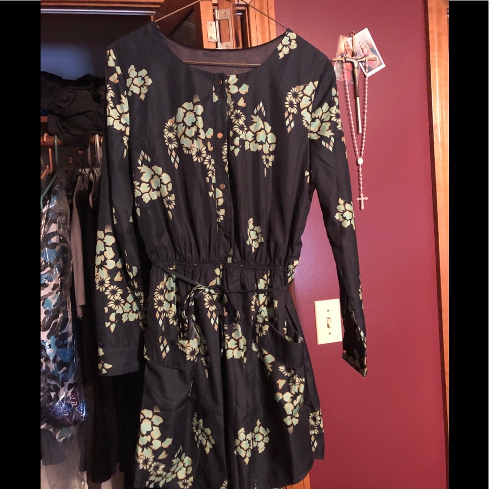 Black and Green Dress
